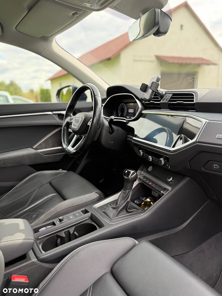 Audi Q3 Sportback - 13