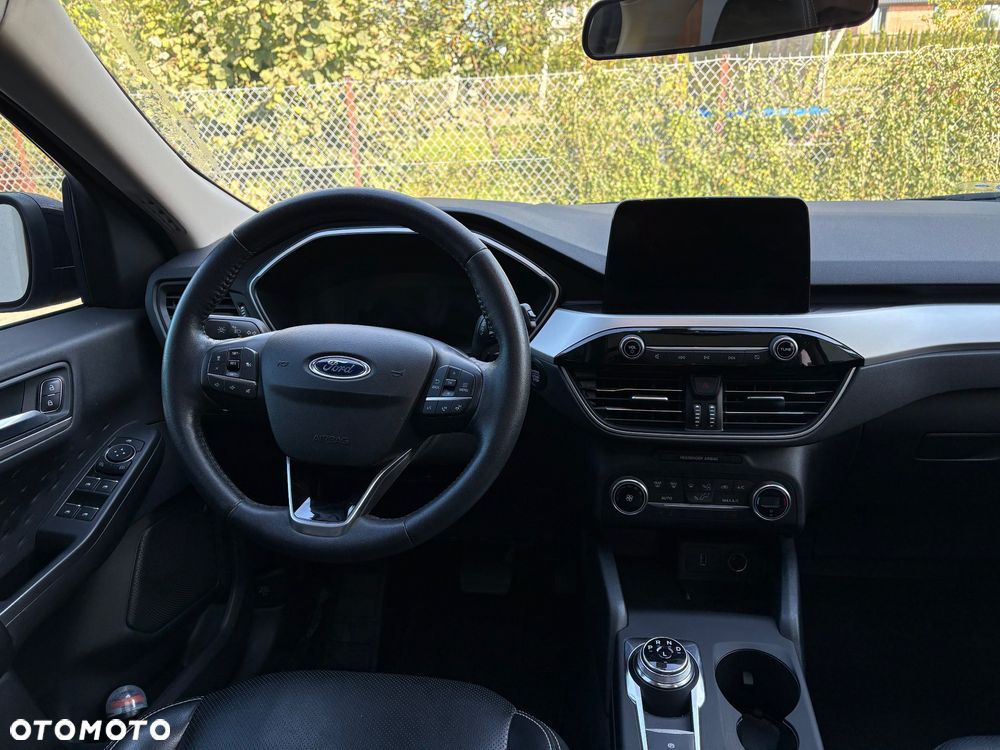 Ford Escape 2.0 EcoBoost AWD Titanium - 6