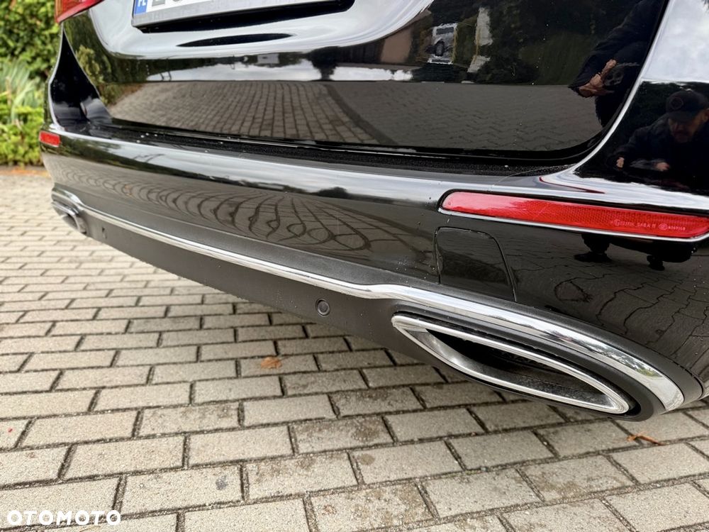 Mercedes-Benz Klasa E 220 d 4-Matic Avantgarde - 19