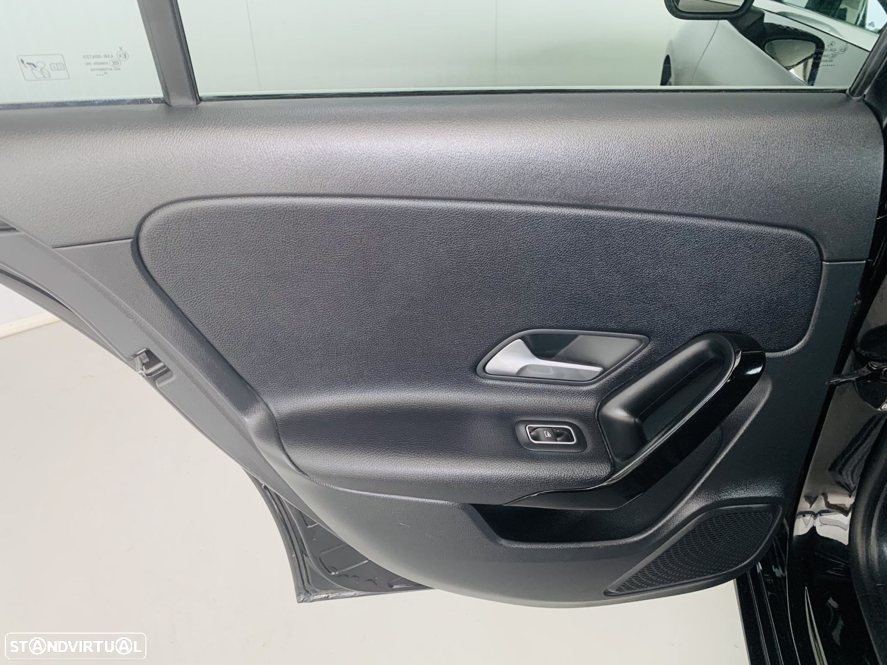 Mercedes-Benz A 180 d Progressive Aut. - 30