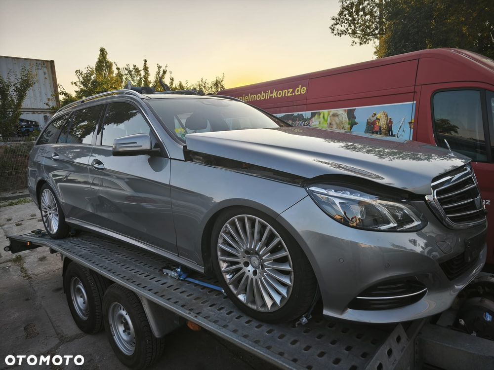 Mercedes-Benz Klasa E 350 BlueTEC 4-Matic Classic - 1