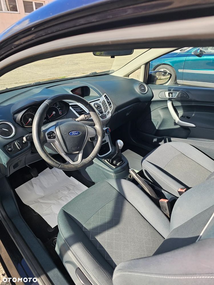 Ford Fiesta 1.25 Trend Edition - 16