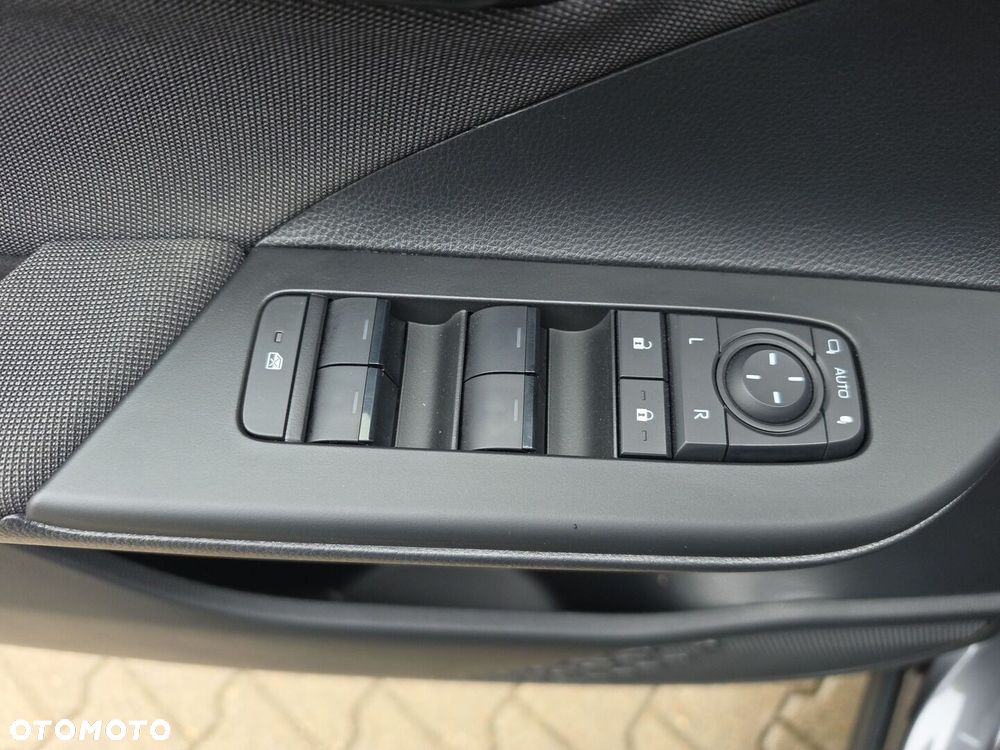 Toyota C-HR - 17