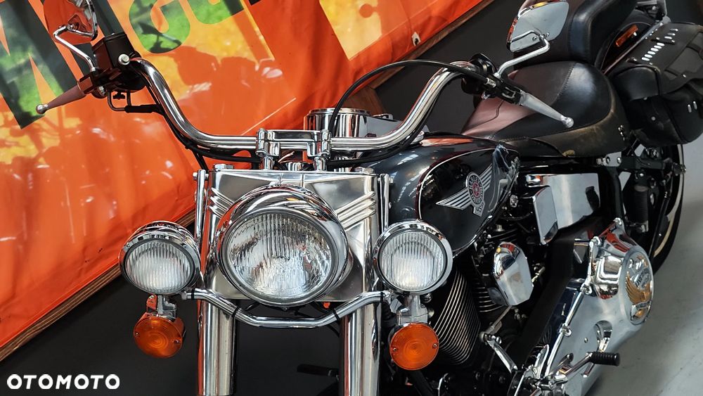 Harley-Davidson Softail Deluxe - 26