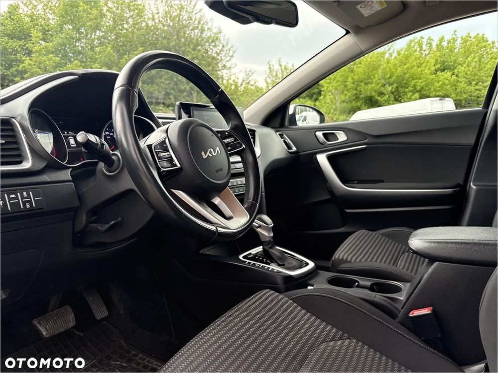Kia Ceed 1.5 T-GDI M DCT - 9