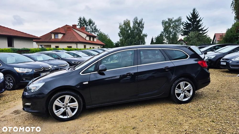 Opel Astra 1.4 Turbo Color Edition - 23