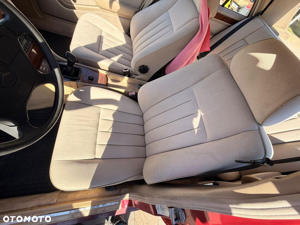 Mercedes-Benz W124 (1984-1993) - 15