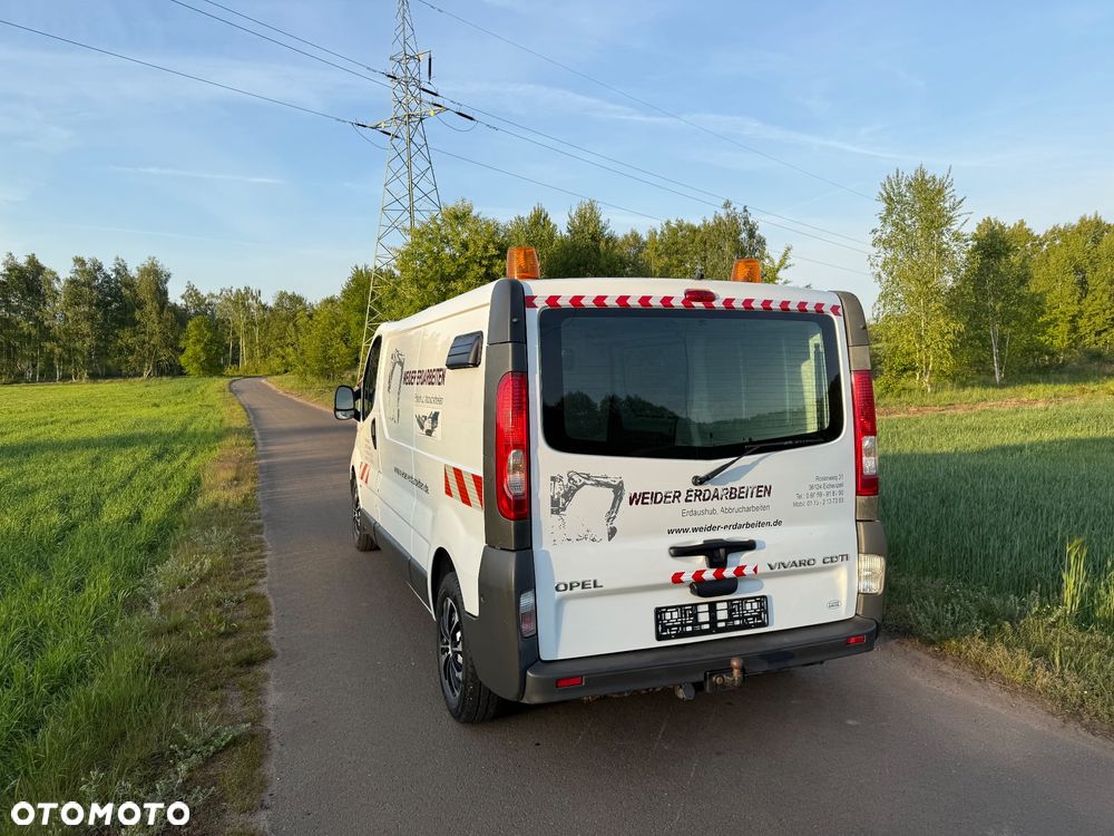 Opel Vivaro - 4