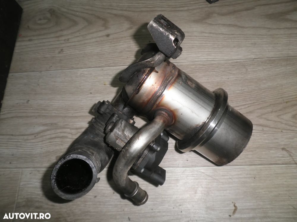 Racitor gaze + EGR Seat Leon 3, VW Golf 7, Skoda Octavia 3, 1.6 TDI 04L131512D 04L131501C - 1
