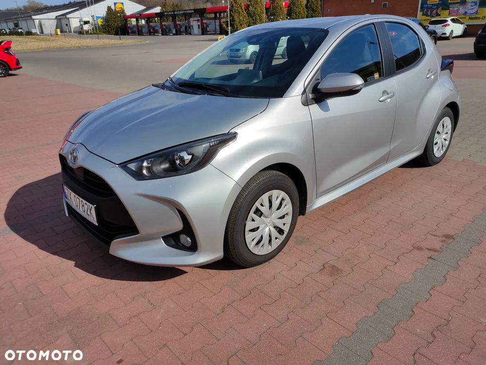 Toyota Yaris - 1