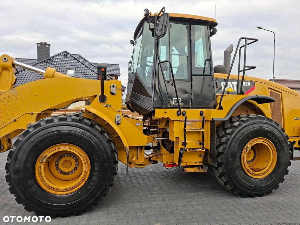 Caterpillar CAT 962H Rok 2008 - 8