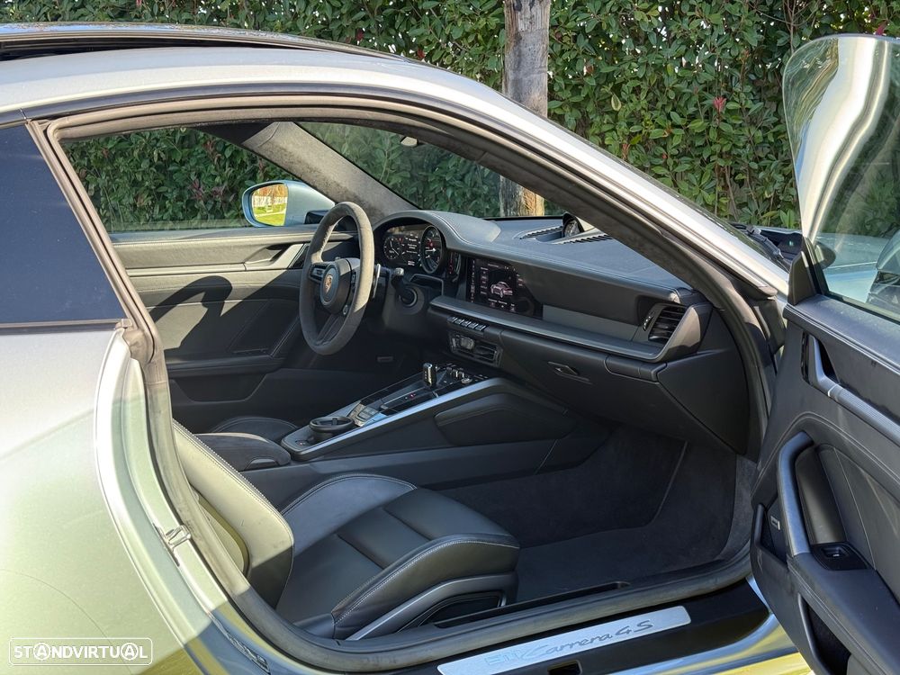 Porsche 911 (992) Carrera 4S PDK - 10