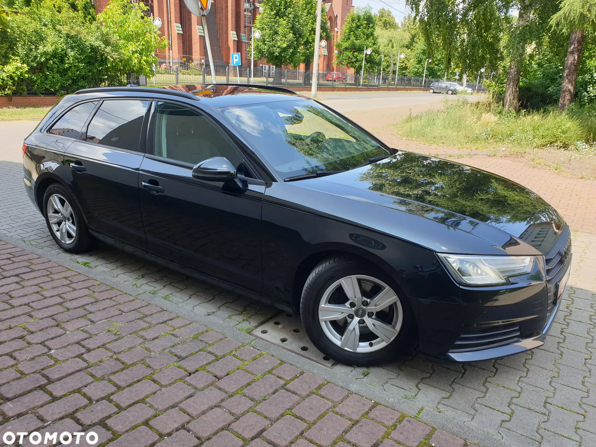 Audi A4 Avant 2.0 TDI ultra - 9