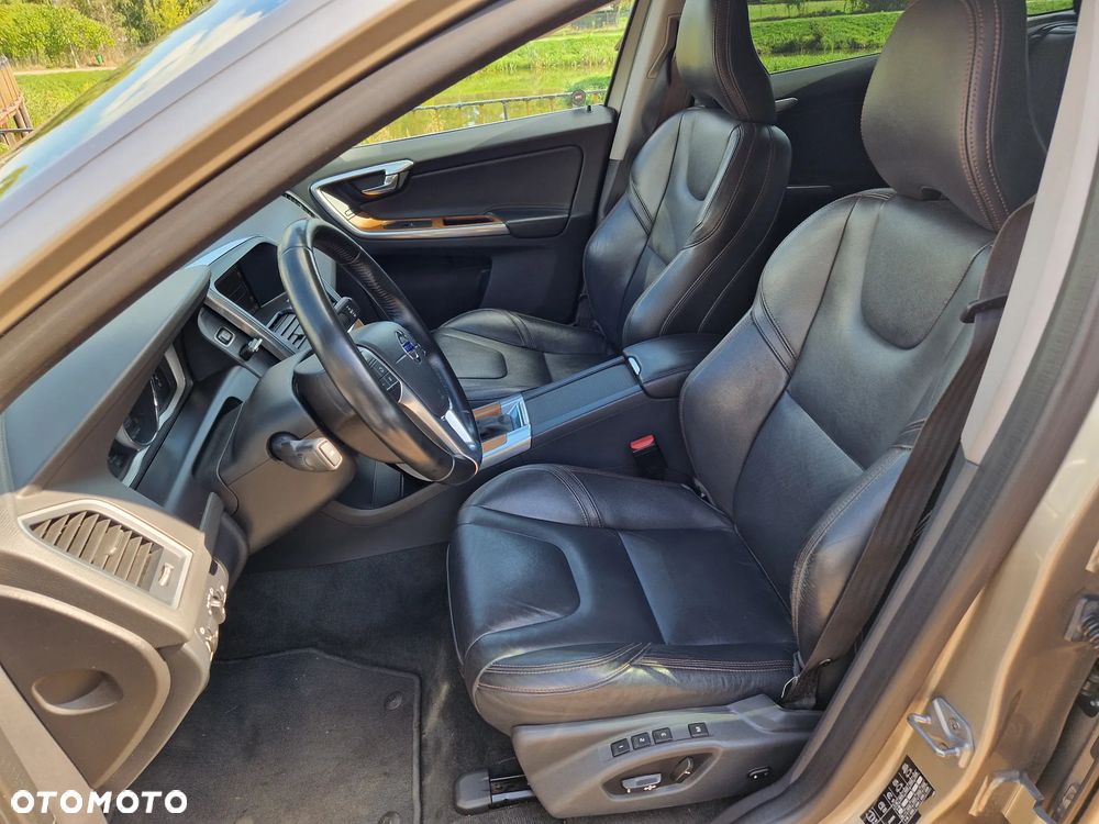 Volvo XC 60 D4 Drive-E Summum - 24
