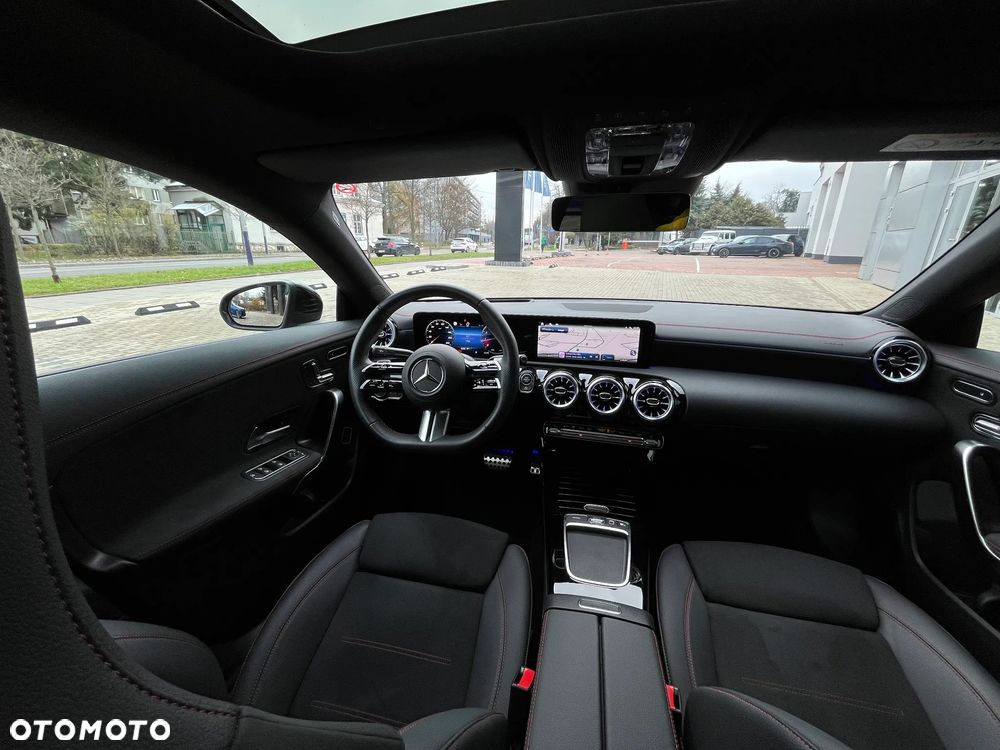 Mercedes-Benz CLA 200 mHEV AMG Line 7G-DCT - 11