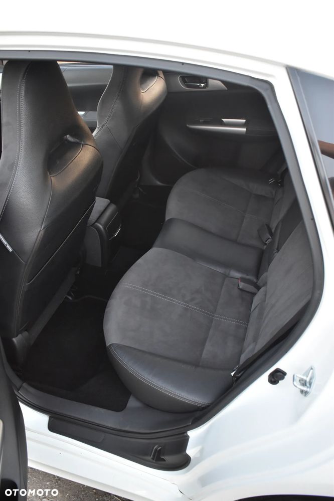 Subaru Impreza - 18