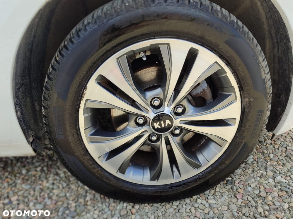 Kia Venga - 19