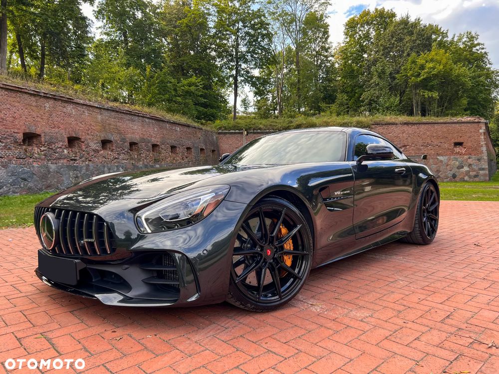 Mercedes-Benz AMG GT R - 1