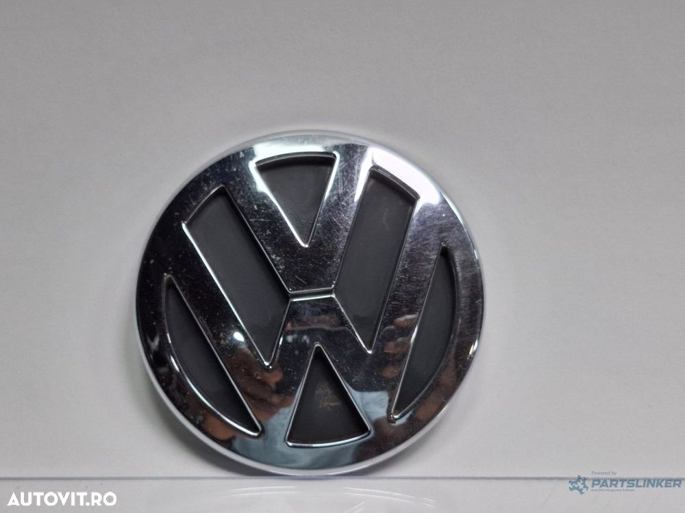 Emblema portbagaj VOLKSWAGEN PASSAT 3B3 2000 - 2005 1.6 1.6 ALZ 3B5853630 - 3