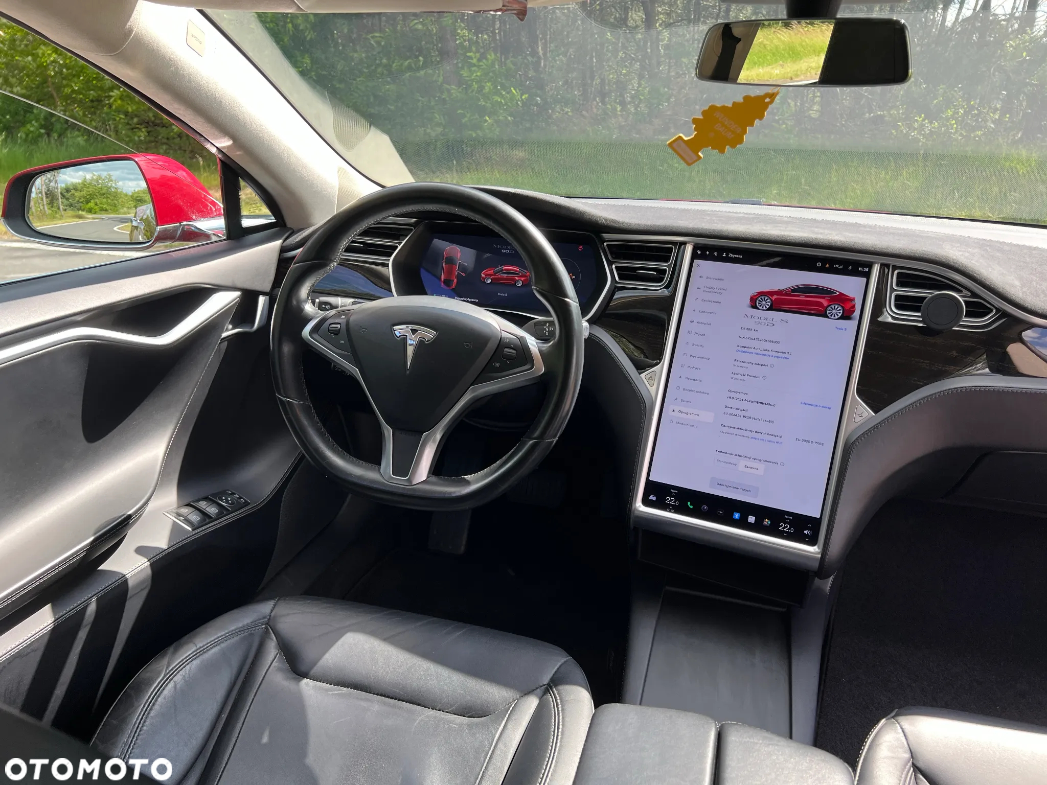 Tesla Model S - 20