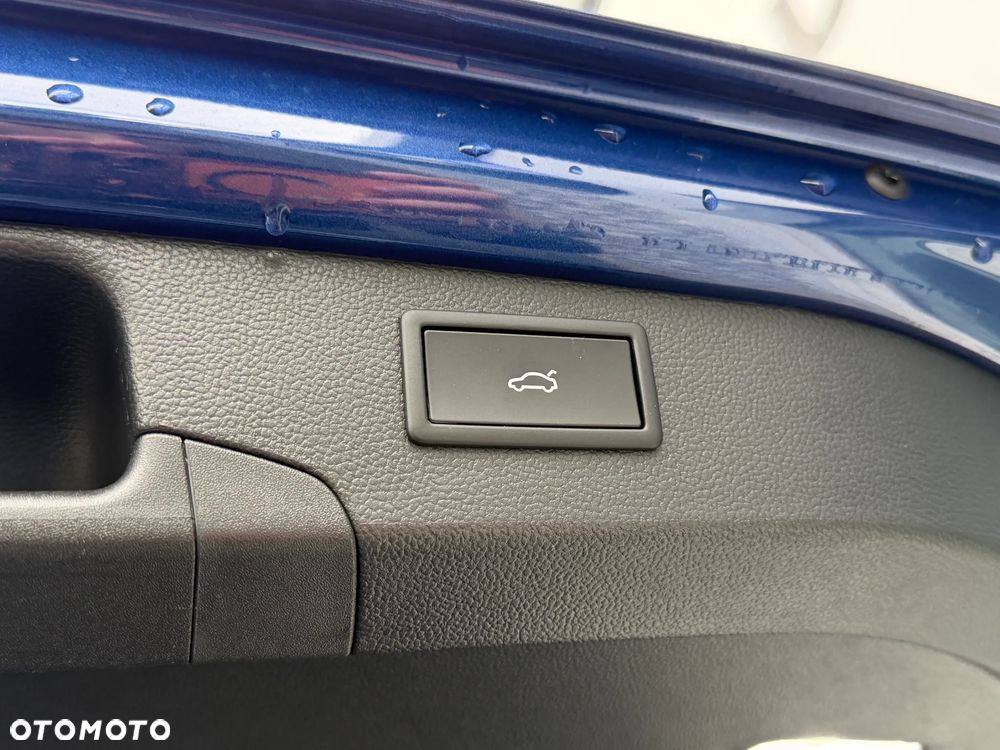 Volkswagen Passat Variant 1.5 TSI ACT mHEV Business Plus DSG - 13