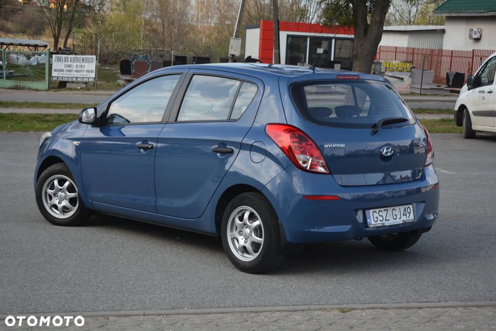 Hyundai i20 - 14