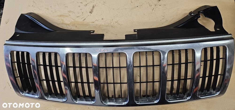 Jeep Grand Cherokee WH WK grill atrapa - 2