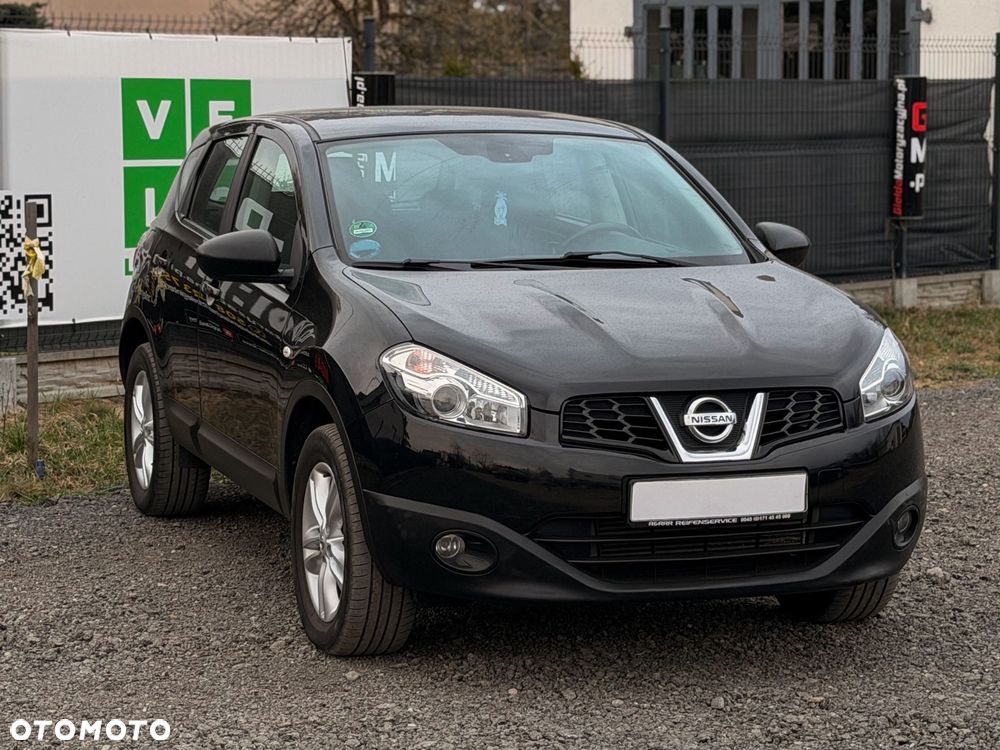 Nissan Qashqai - 2