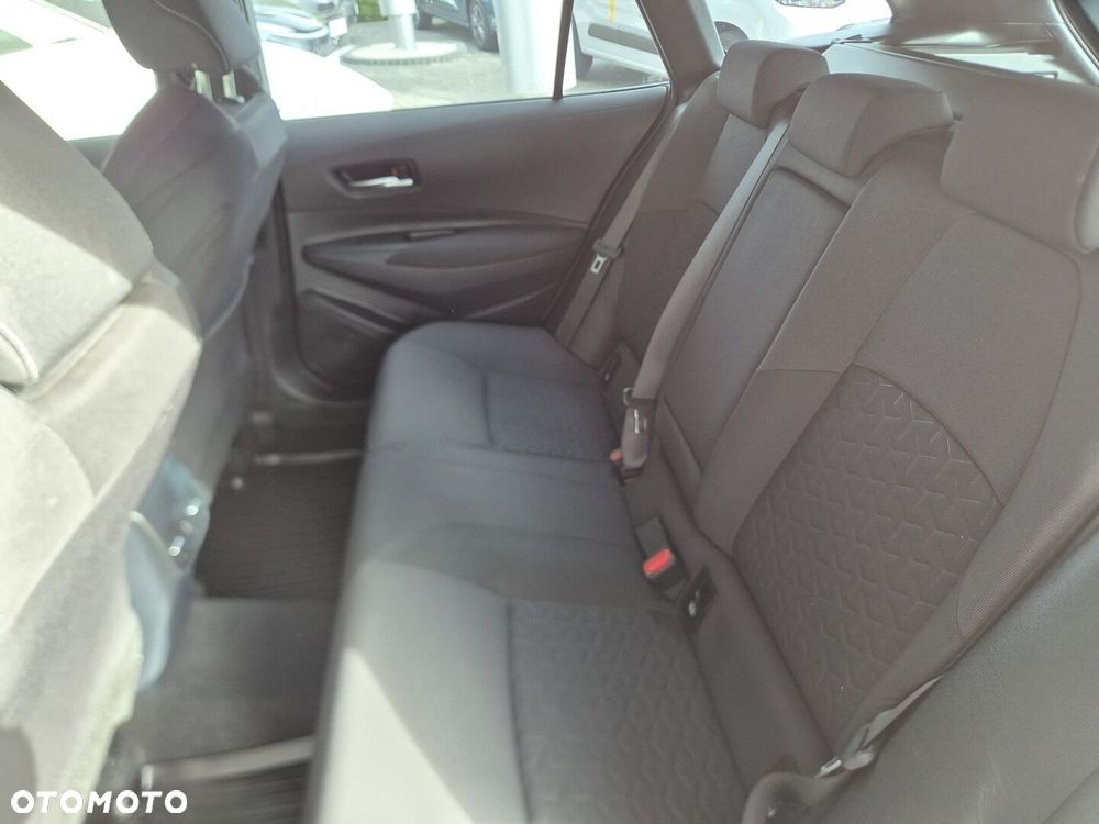 Toyota Corolla 1.8 Hybrid Comfort - 17