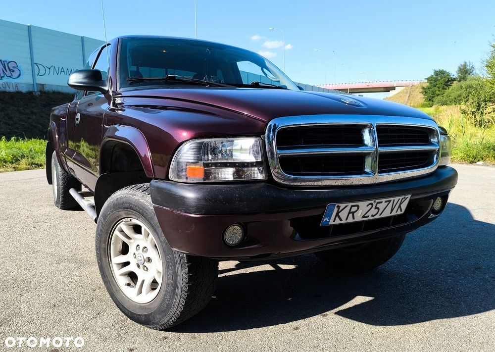 Dodge Dakota - 1