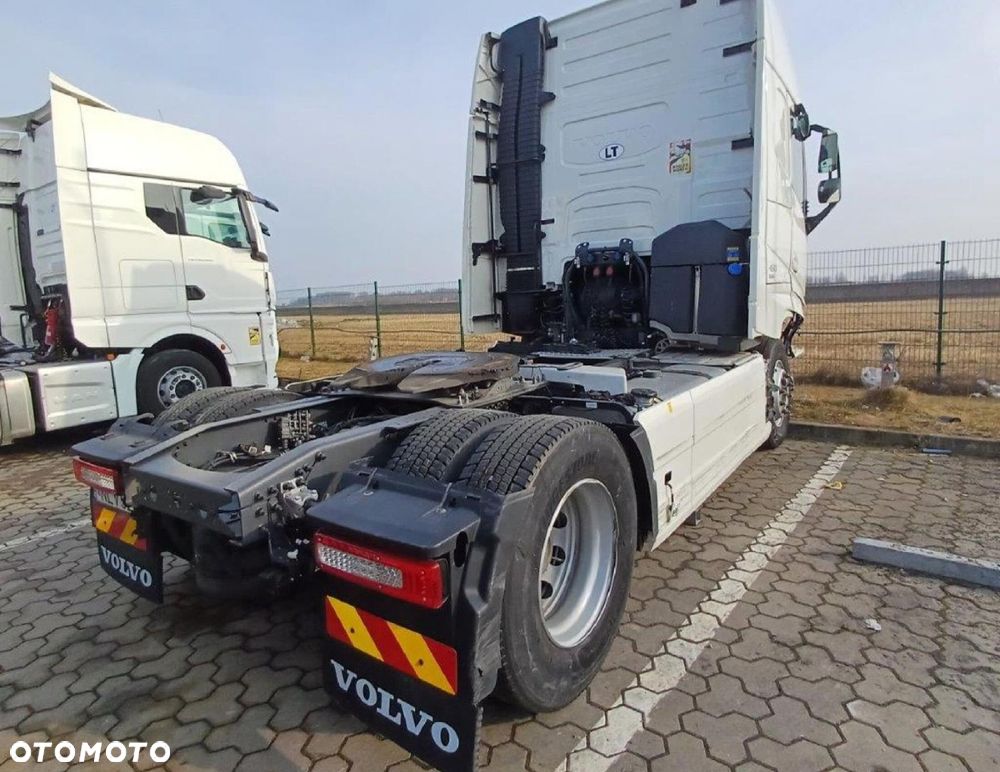Volvo FH 460 Globetrotter XL i-Save ACC - 4