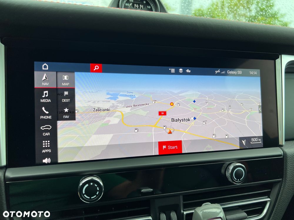 Porsche Macan Standard - 14