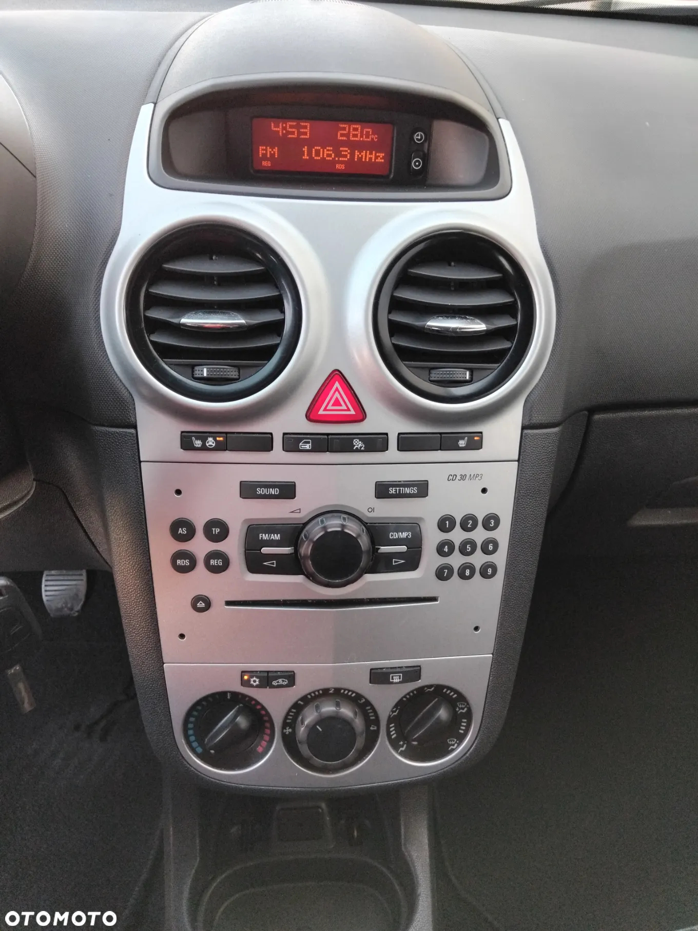 Opel Corsa 1.2 16V (ecoFLEX) Color Edition - 8