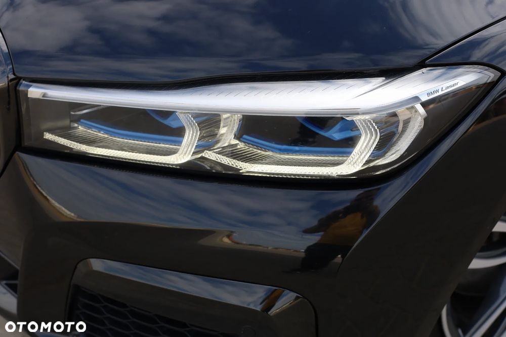BMW Seria 7 750i xDrive sport - 7