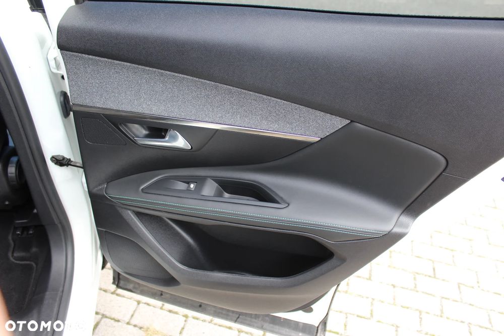Peugeot 3008 1.2 PureTech Active Pack S&S - 18
