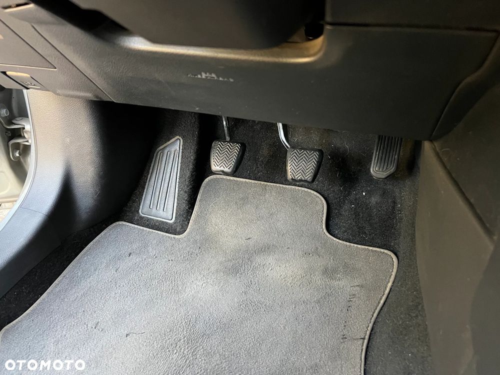 Toyota Auris 1.6 Comfort - 18