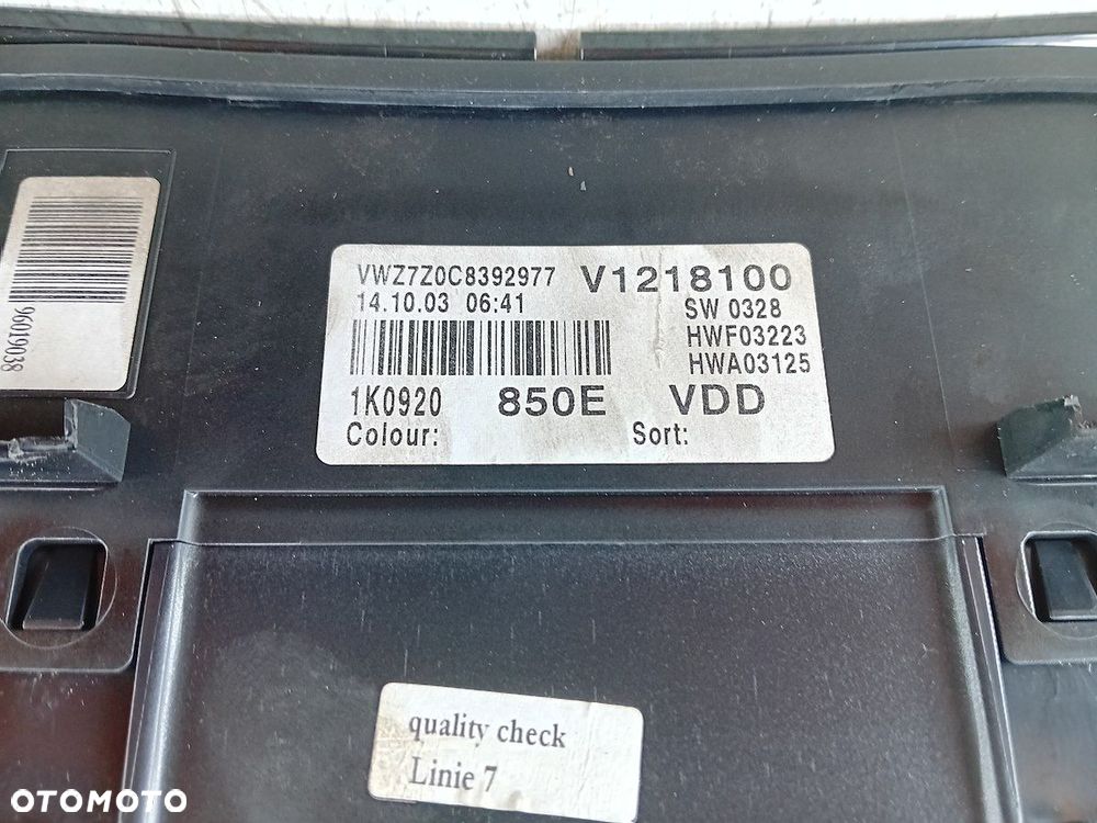 LICZNIK VW GOLF V 1K0920850E 1.6 FSI - 8