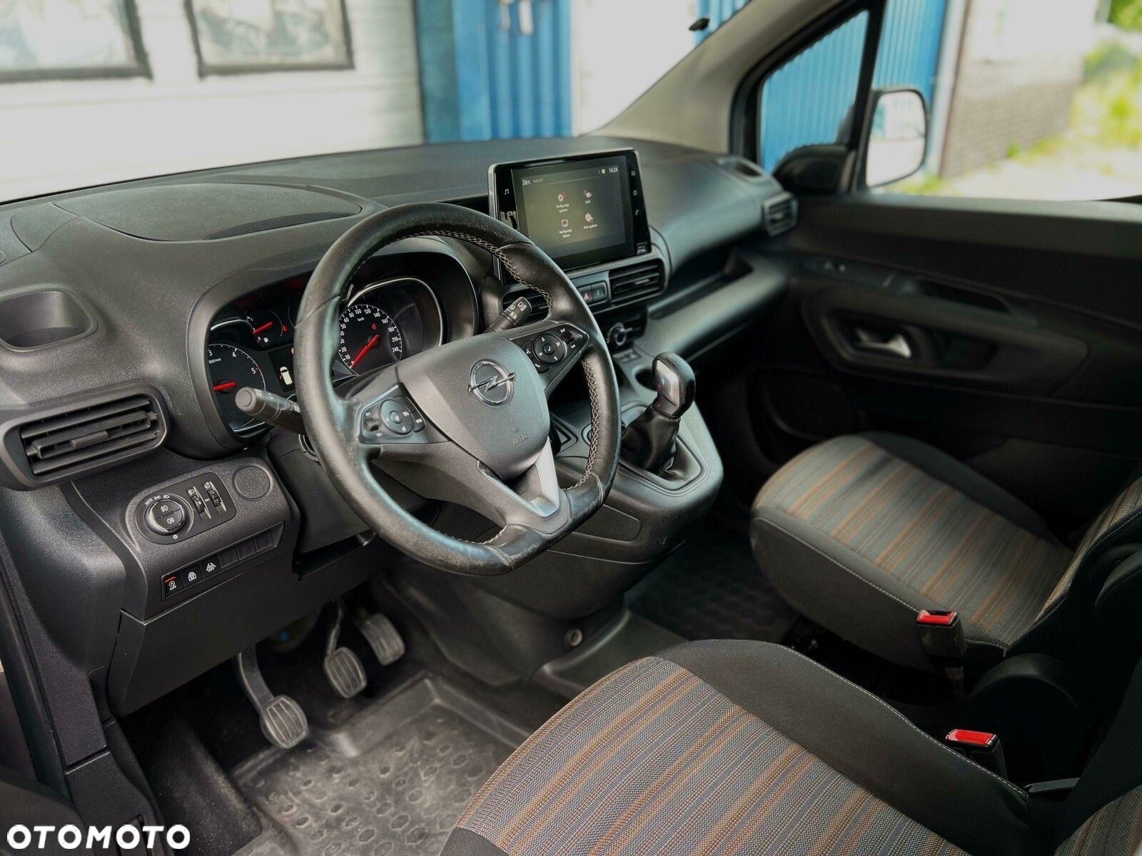 Opel Combo Life 1.5 CDTI Enjoy S&S - 10