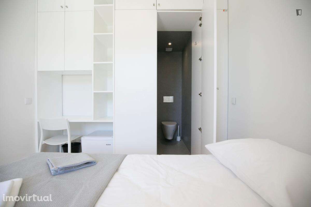 Quarto - localizado em Carcavelos Lisbon - Grande imagem: 2/51