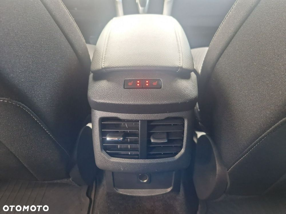 Ford Mondeo - 24