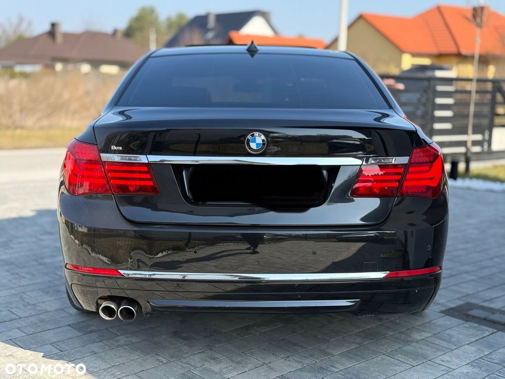 BMW Seria 7 - 8
