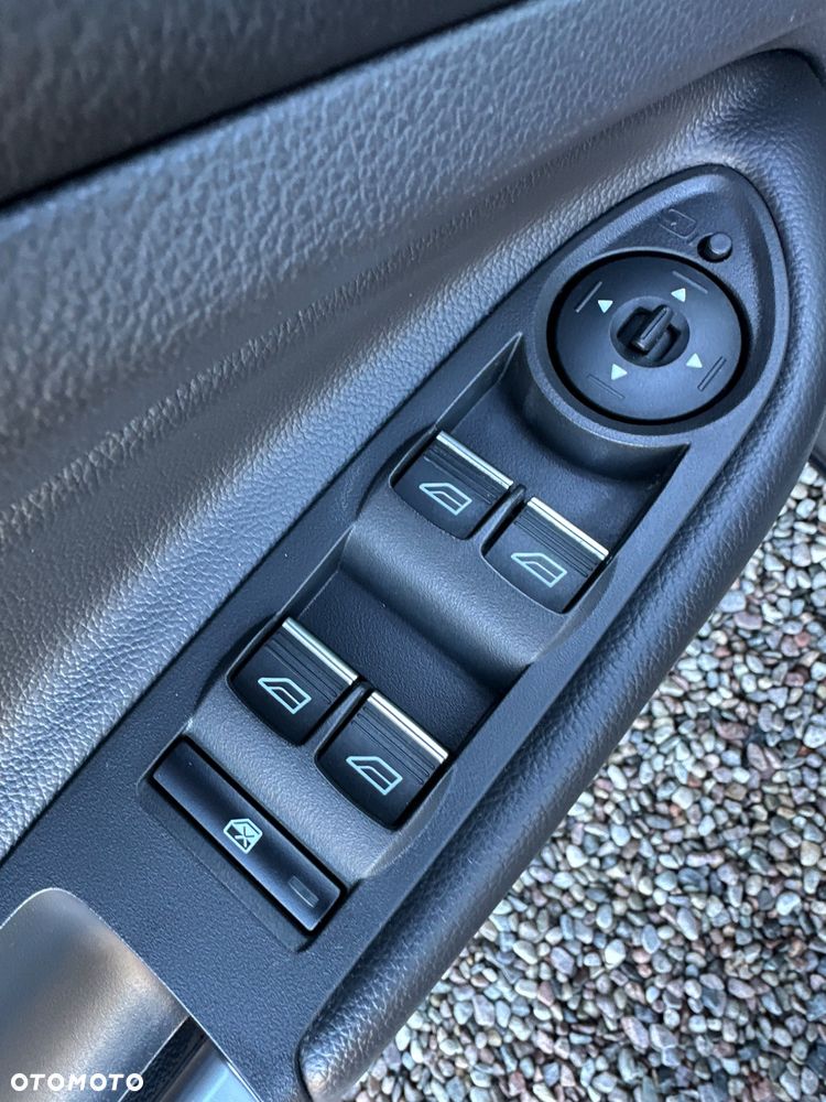 Ford Kuga 1.5 EcoBoost FWD Titanium ASS - 9