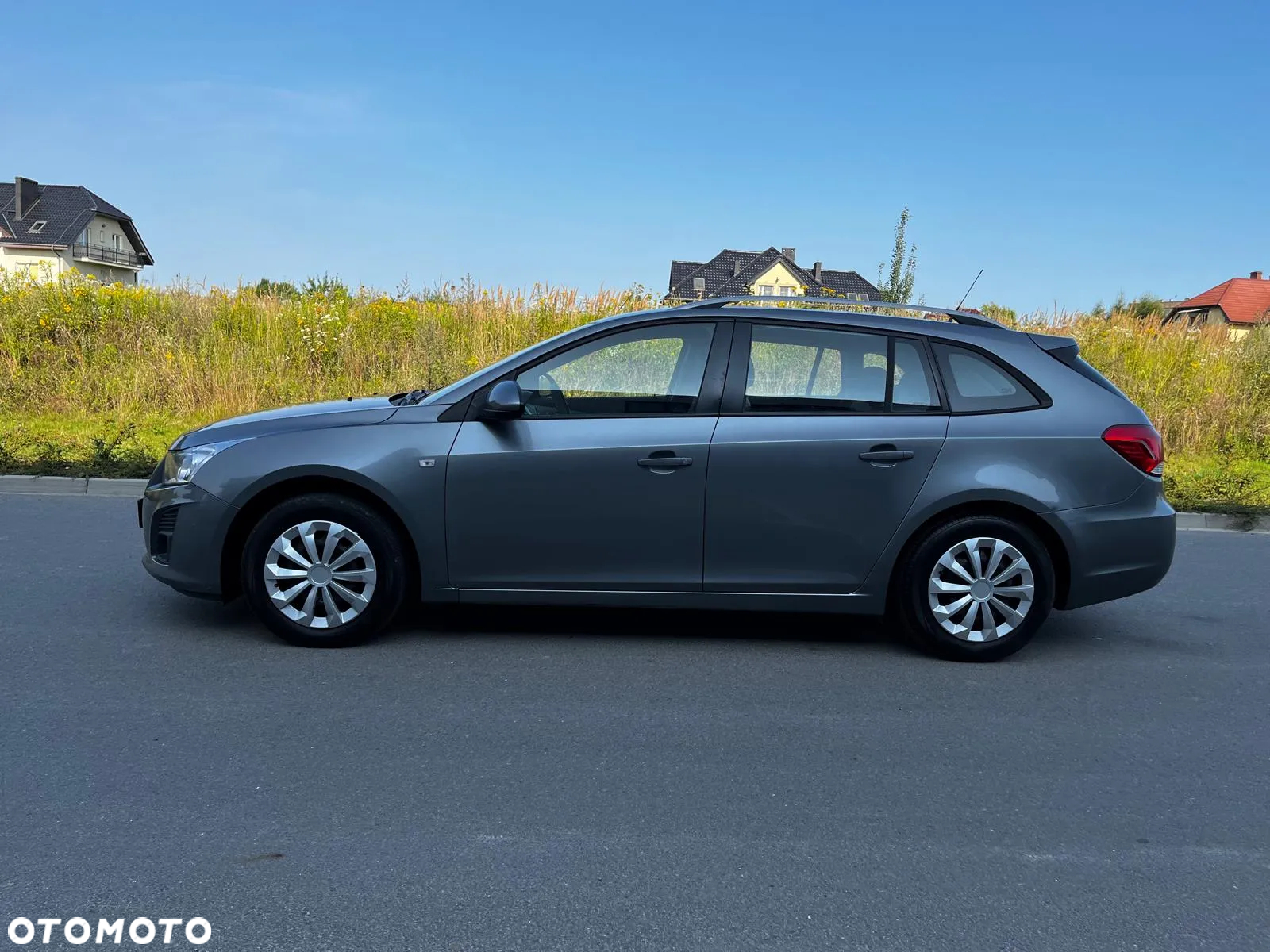Chevrolet Cruze - 13