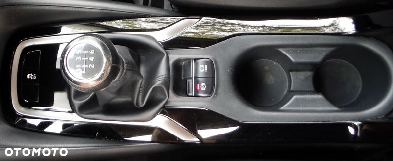Toyota Corolla 1.5 Comfort - 38