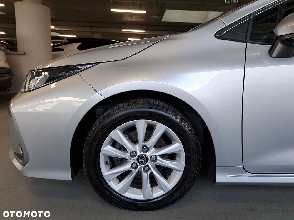 Toyota Corolla 1.8 Hybrid Comfort - 38
