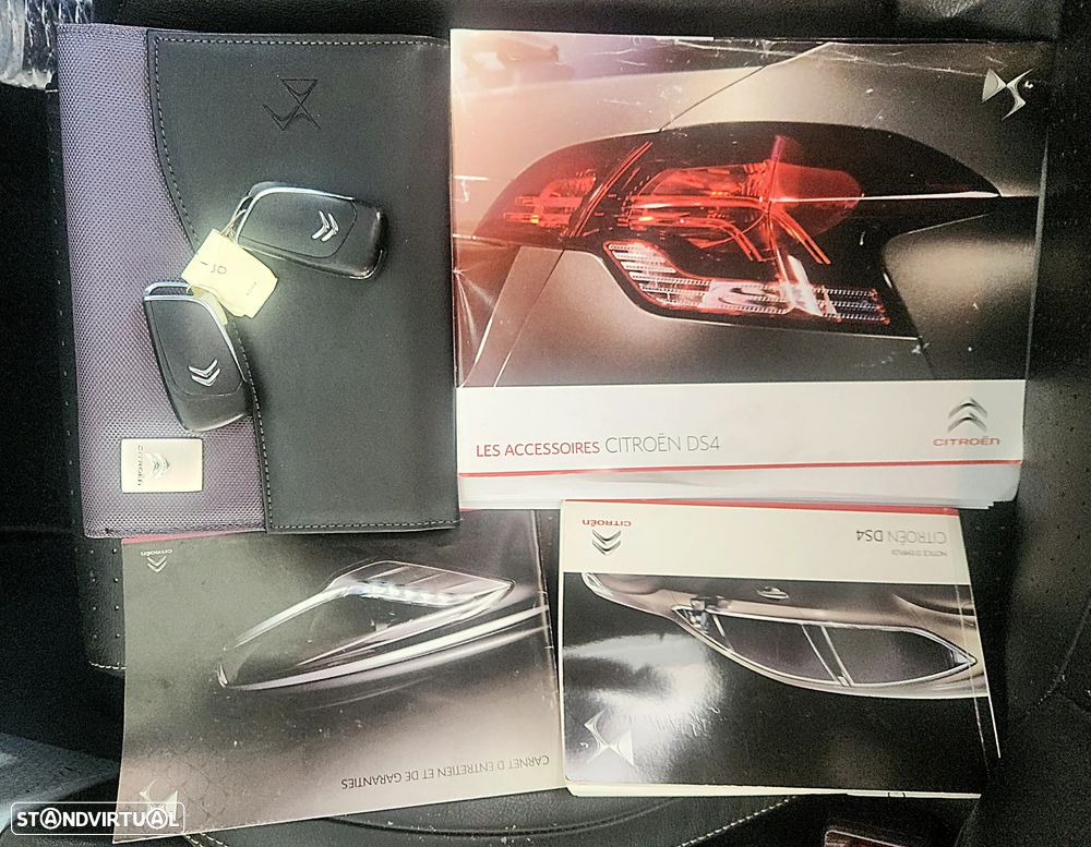Citroën DS4 1.6 e-HDi So Chic - 17