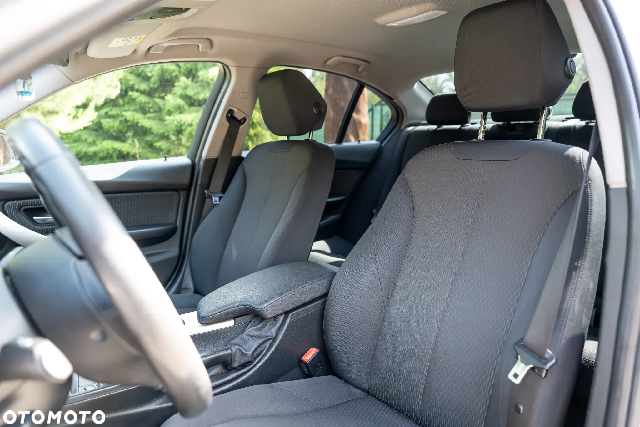 BMW Seria 3 318d M Sport - 25