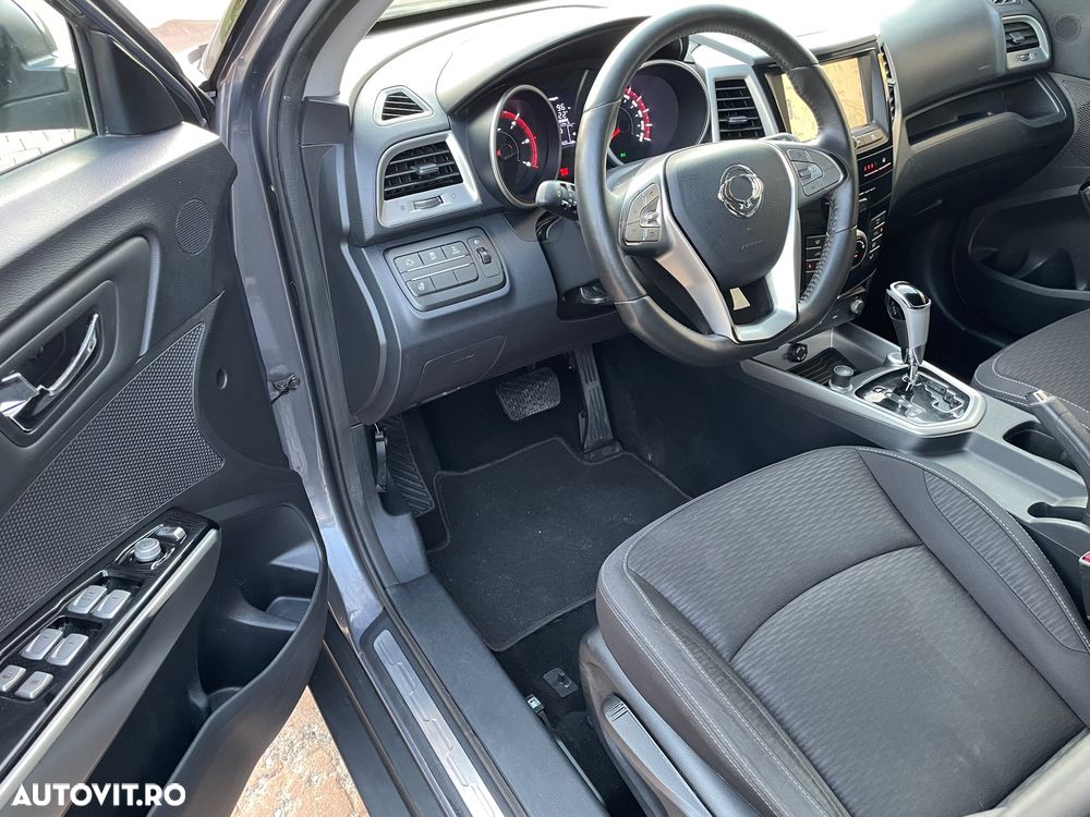 SsangYong Tivoli e-XDi 160 4WD Aut. Crystal - 12