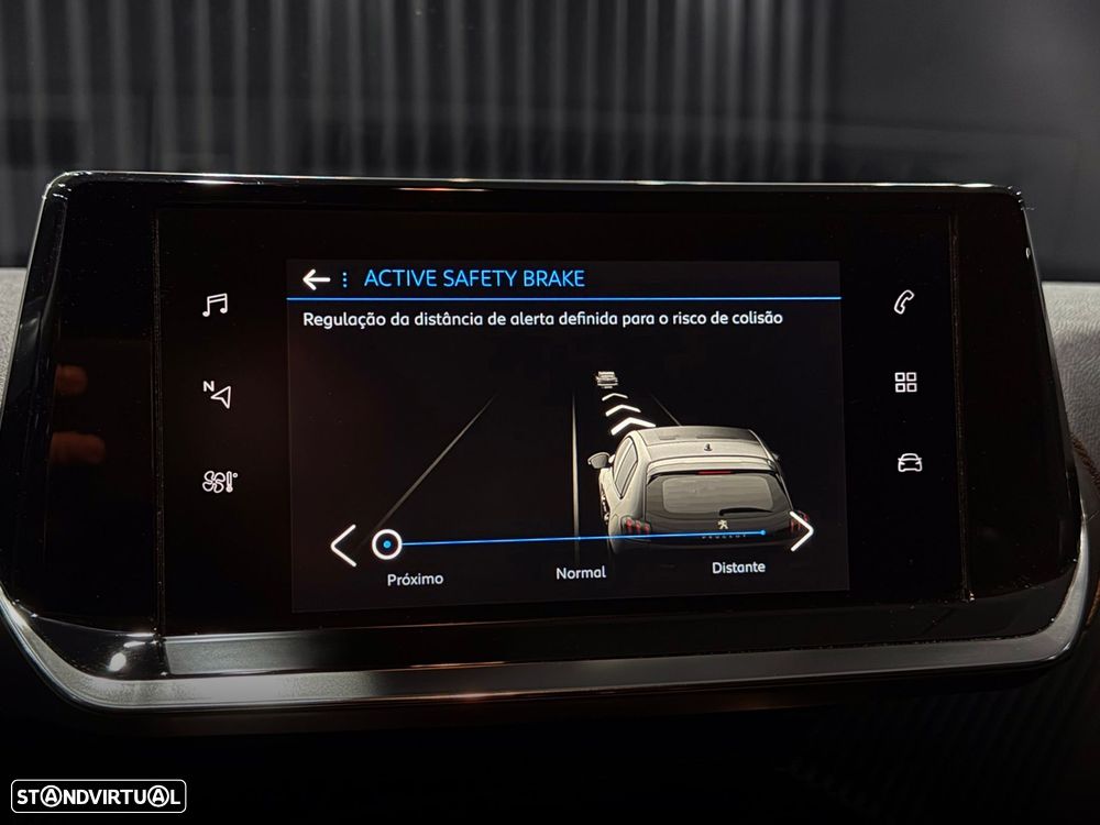 Peugeot 208 1.2 PureTech Active - 22