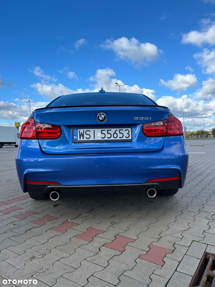 BMW Seria 3 335i xDrive - 6